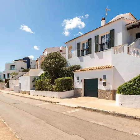 Cayetana Villa *