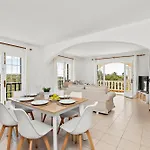 Cayetana By Escape Villa *