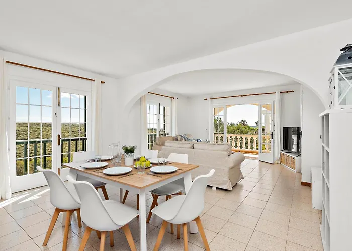 Cayetana By Escape Villa *